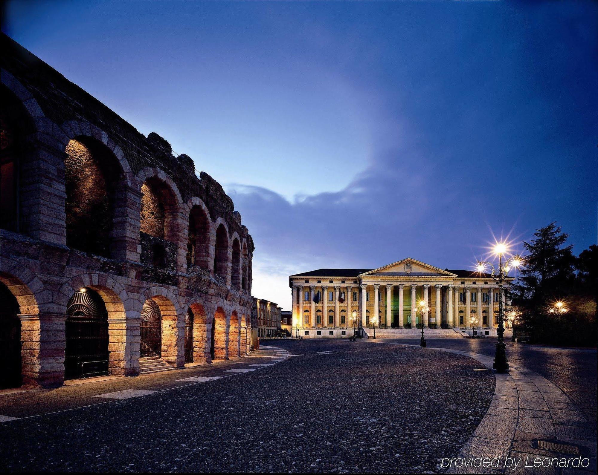 Escalus Luxury Suites Verona Exterior photo